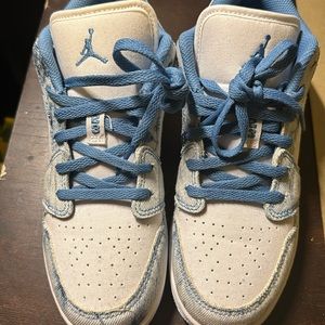 Jordan 1lows denim